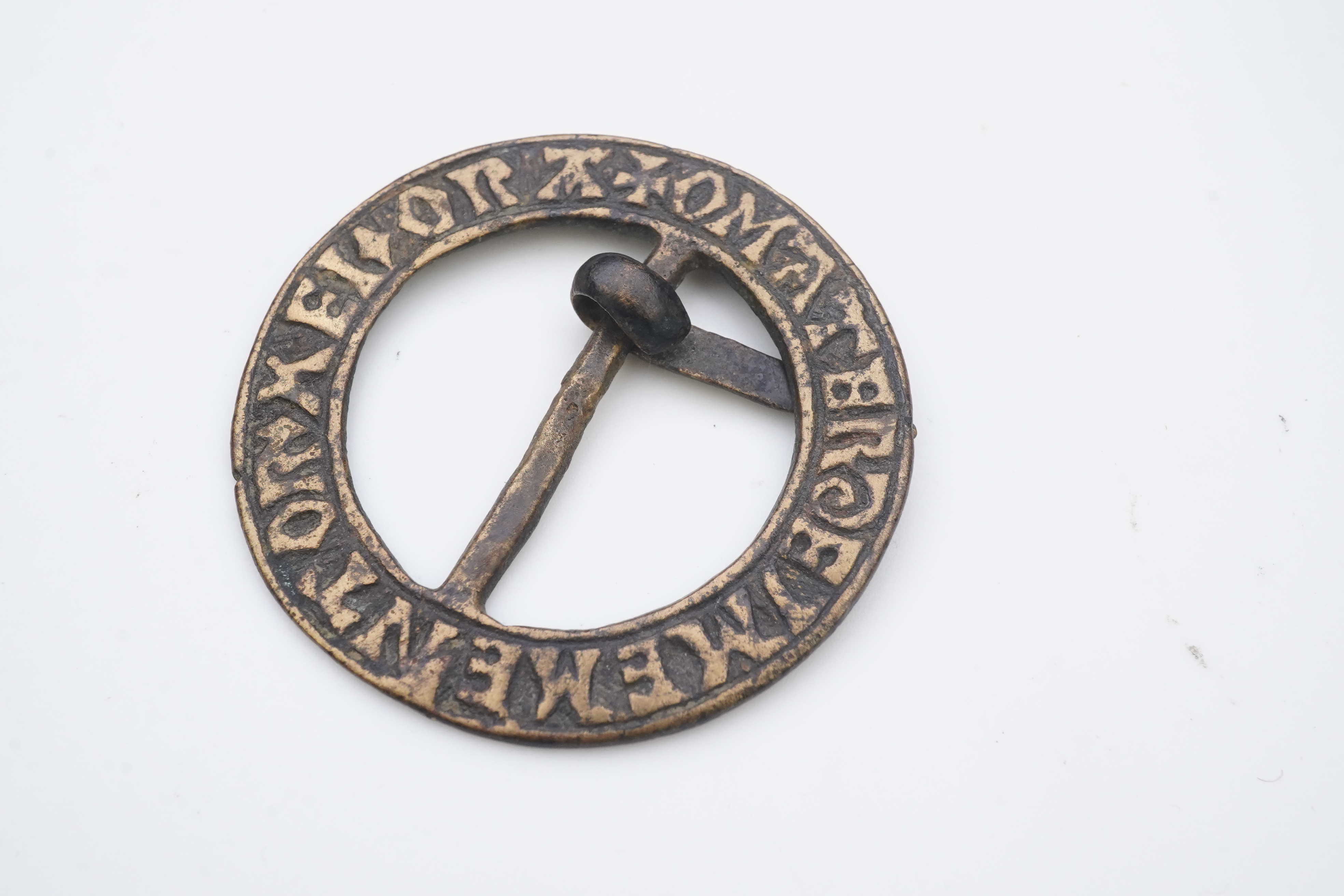 A bronze buckle, 15th-17th century